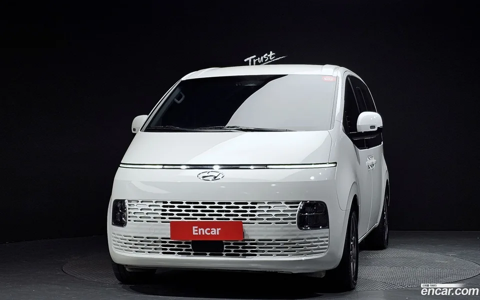 Hyundai Staria 4WD 11 2023 — миниатюра 3