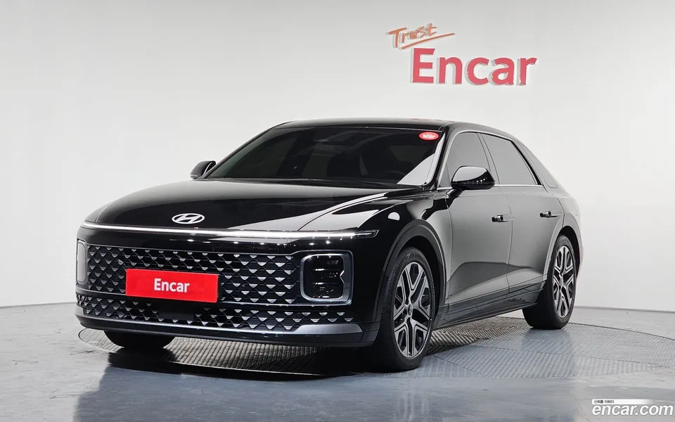 Hyundai Grandeur 2.5 2WD 2023 — фото 1, купить с доставкой в Москву