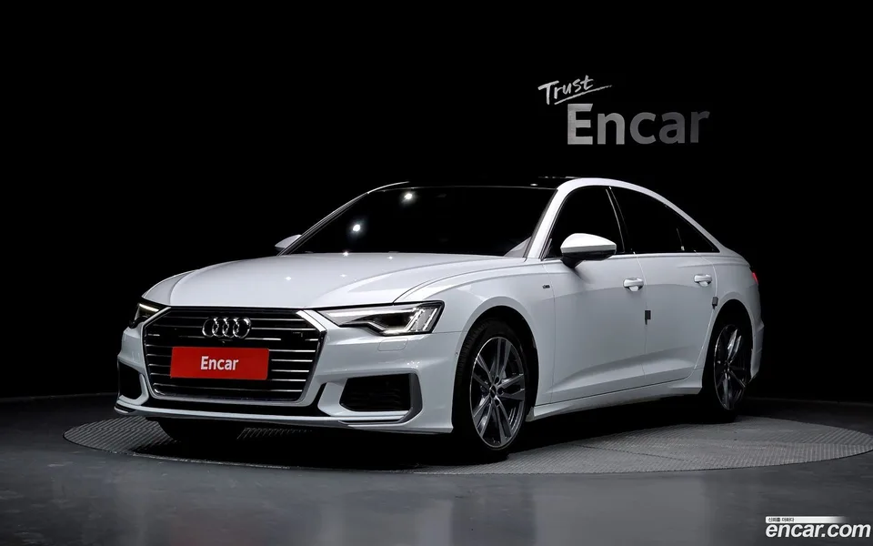 Audi A6 45 TFSI 2022 — фото 1, купить с доставкой в Москву