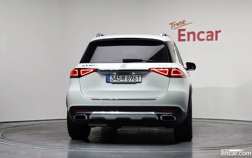 Mercedes-Benz GLE-Class GLE300d 4MATIC 2022 — thumbnail 4