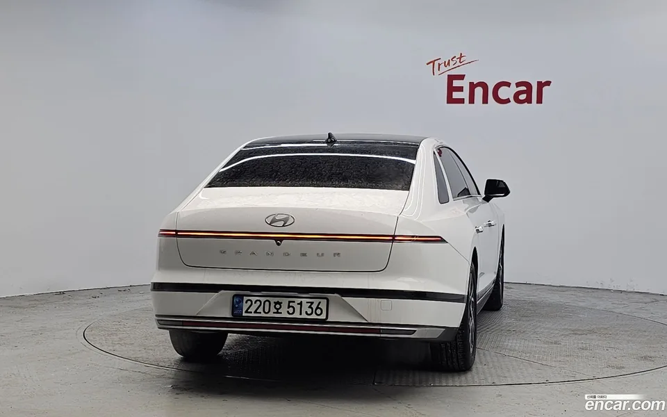 Hyundai Grandeur Hybrid 2023 — миниатюра 4