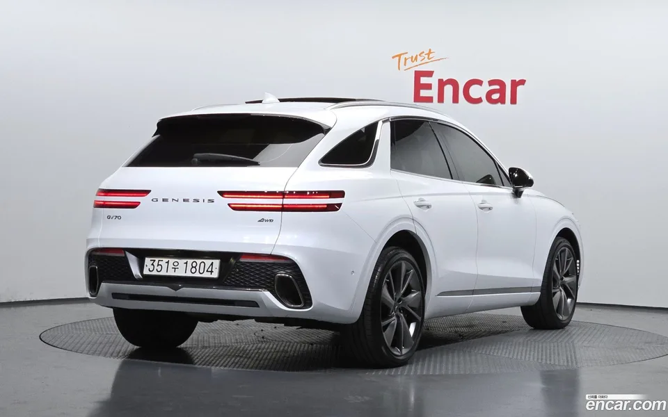 Genesis GV70 2.5T AWD 2022 — фото 1, купить с доставкой в Москву