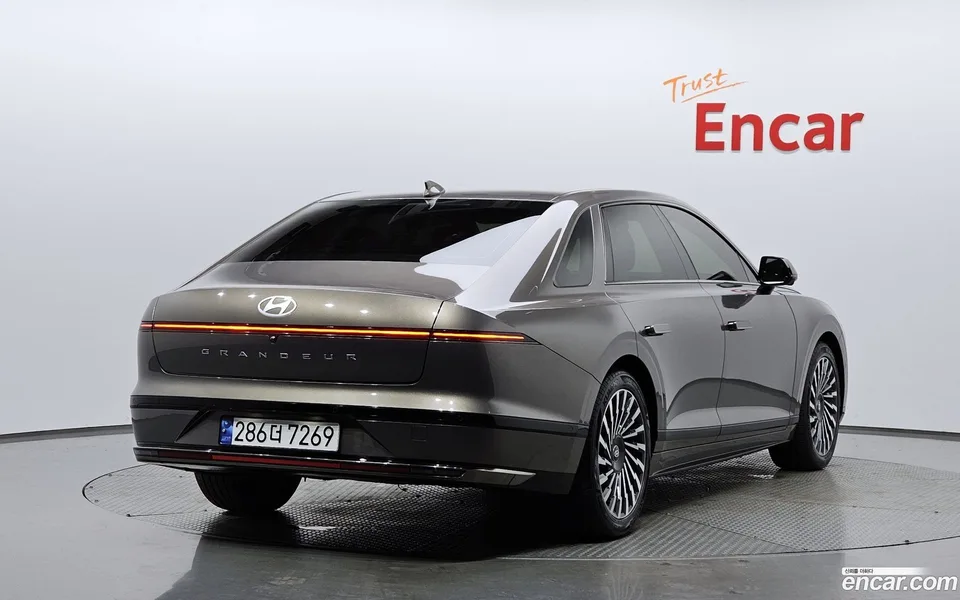 Hyundai Grandeur 3.5 2WD 2023 — миниатюра 2