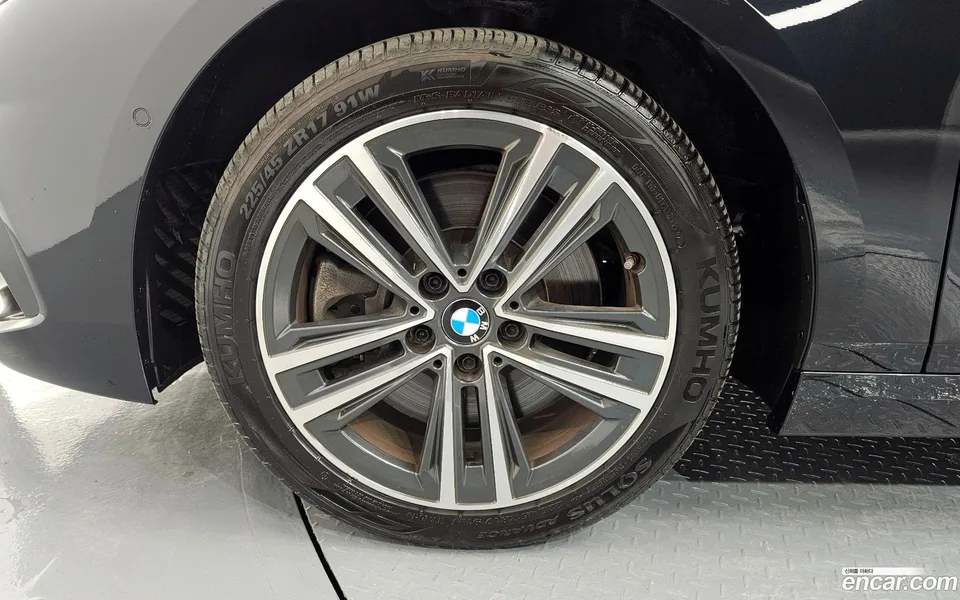BMW 1 Series 120i 2022 — миниатюра 5
