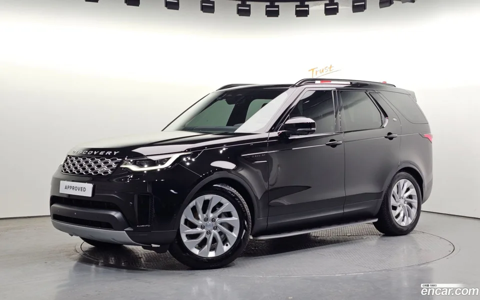 Land Rover Discovery D250 S 2025 — фото 1, купить с доставкой в Москву