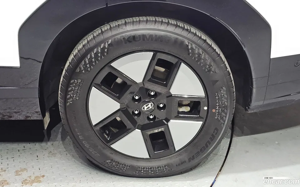 Hyundai SantaFe HEV 1.6 2WD 2023 — миниатюра 2