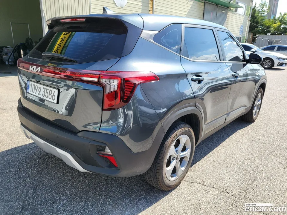 Kia Seltos 1.6 2WD 2024 — миниатюра 2