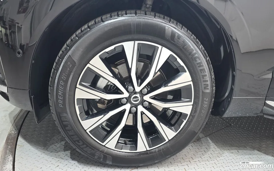 Volvo XC60 B5 2024 — миниатюра 5