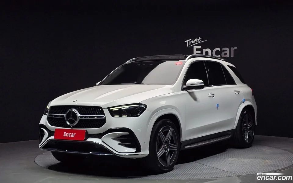 Mercedes-Benz GLE-Class GLE450 4MATIC 2023 — фото 1, купить с доставкой в Москву