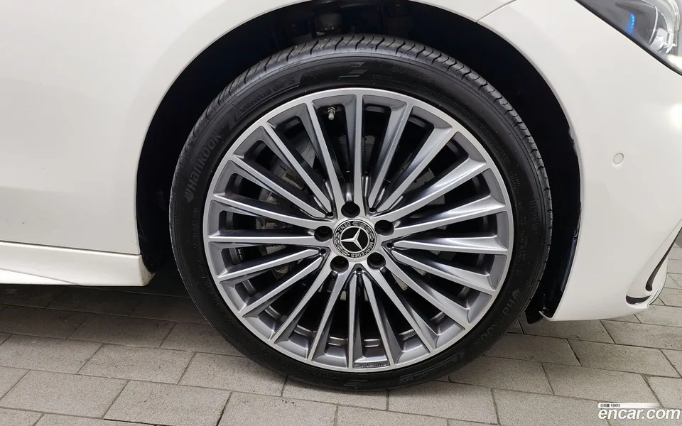 Mercedes-Benz C-Class C300 AMG Line 2022 — миниатюра 2