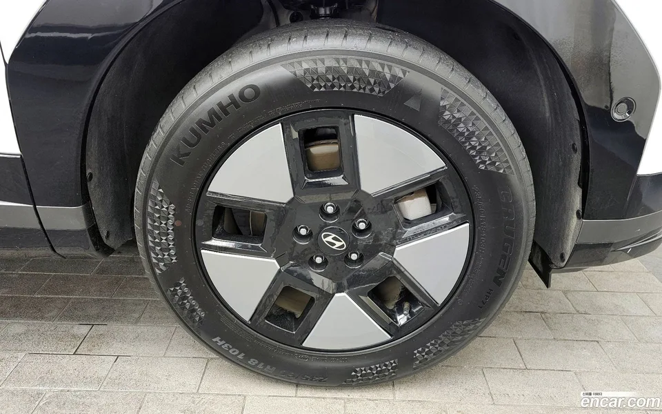 Hyundai SantaFe HEV 1.6 2WD 2023 — миниатюра 5
