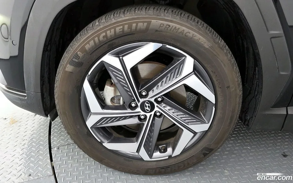 Hyundai Tucson 2.0 2WD 2022 — миниатюра 2