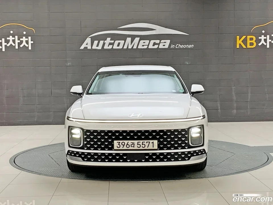 Hyundai Grandeur 2.5 2WD 2023 — миниатюра 3