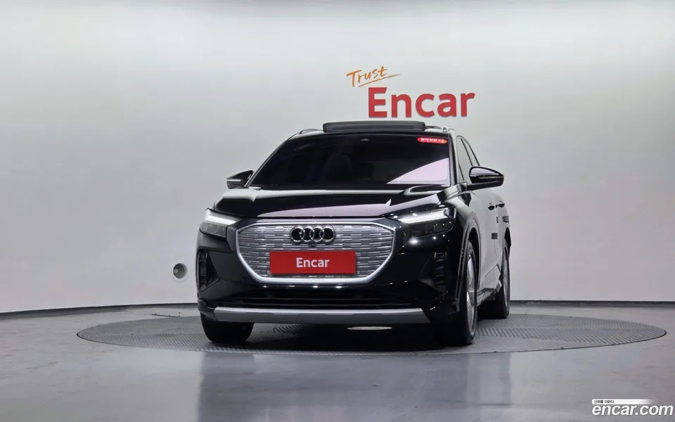 Audi Q4 e-tron 40 2022 — миниатюра 3