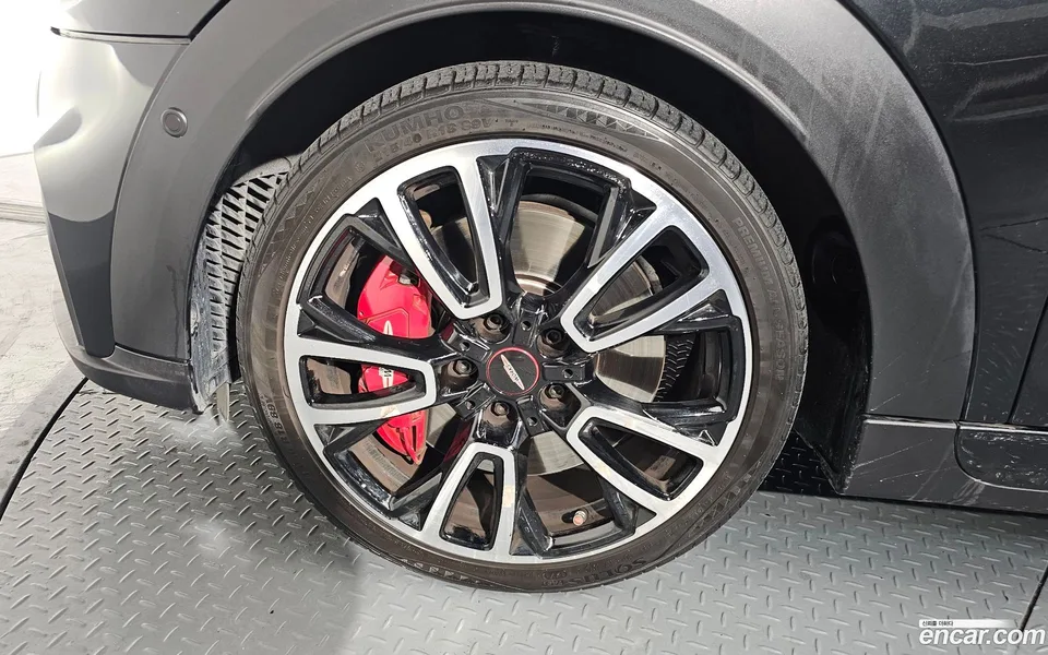 MINI Cooper S JCW 2022 — миниатюра 5