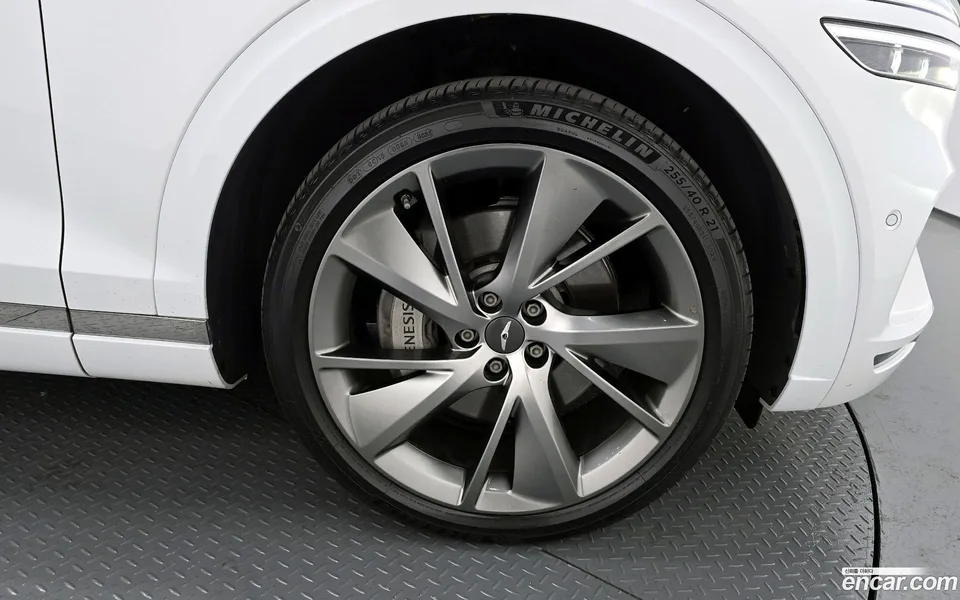 Genesis GV70 2.5T AWD 2022 — миниатюра 2