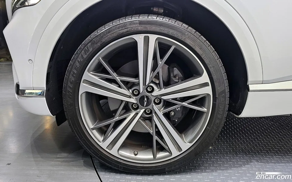 Genesis GV80 Coupe 2.5T AWD 2024 — миниатюра 2