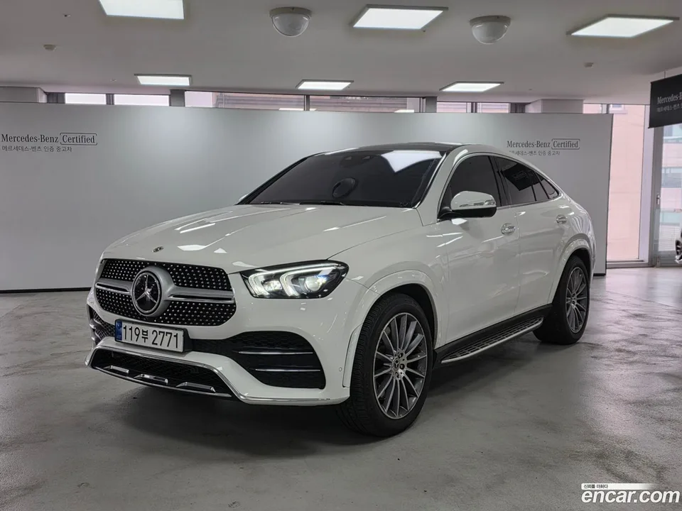 Mercedes-Benz GLE-Class GLE400d 4MATIC 2023 — фото 1, купить с доставкой в Москву