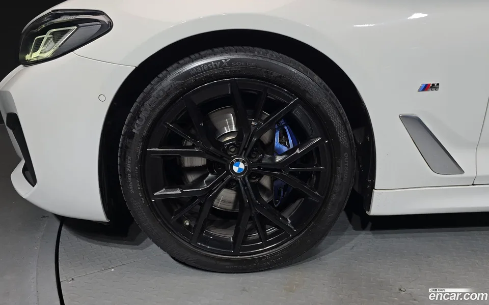 BMW 5 Series 530i M 2022 — миниатюра 2