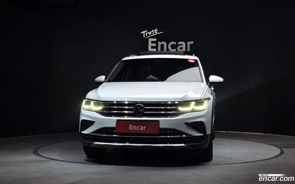 Volkswagen Tiguan 2.0 TDI 2022 — миниатюра 2