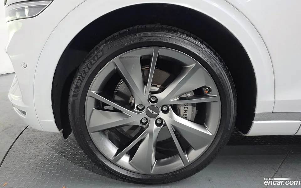 Genesis GV70 2.5T AWD 2023 — миниатюра 2