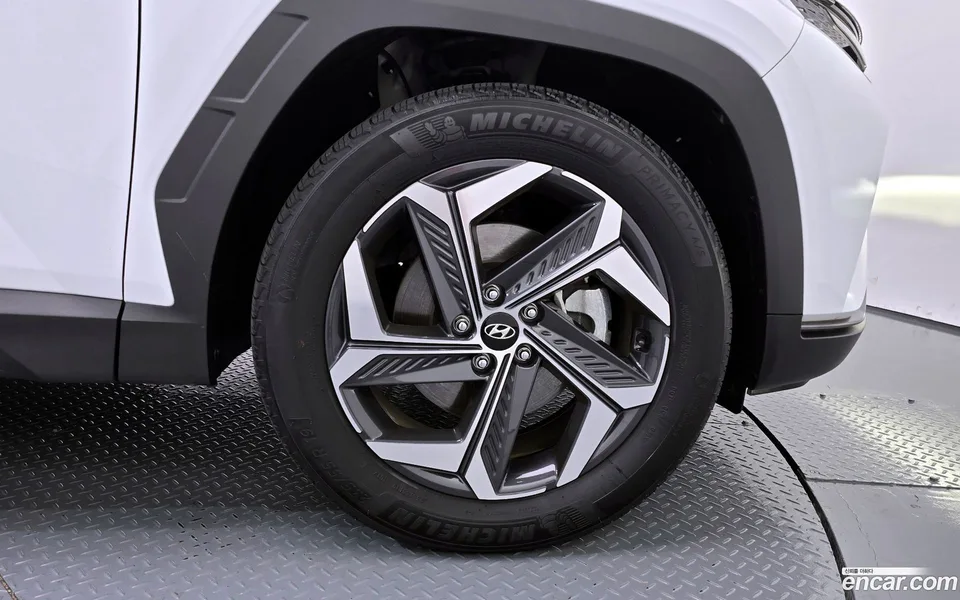 Hyundai Tucson 1.6 2WD 2023 — миниатюра 2