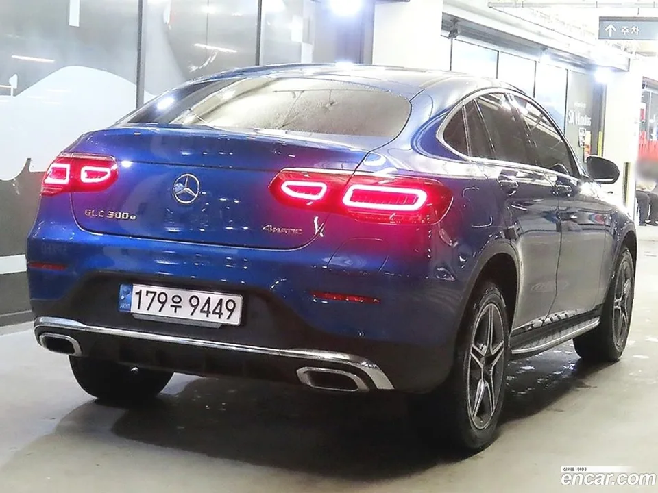 Mercedes-Benz GLC-Class GLC300e 4MATIC 2022 — миниатюра 4
