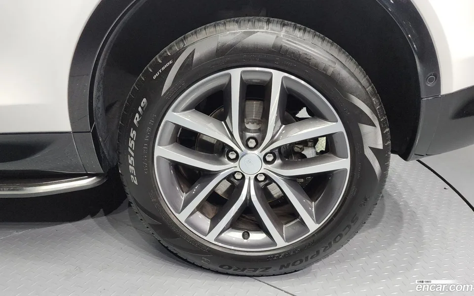 Land Rover Discovery Sport P250 SE 2024 — миниатюра 2
