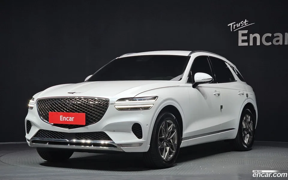Genesis GV70 2.5T AWD 2022 — фото 1, купить с доставкой в Москву