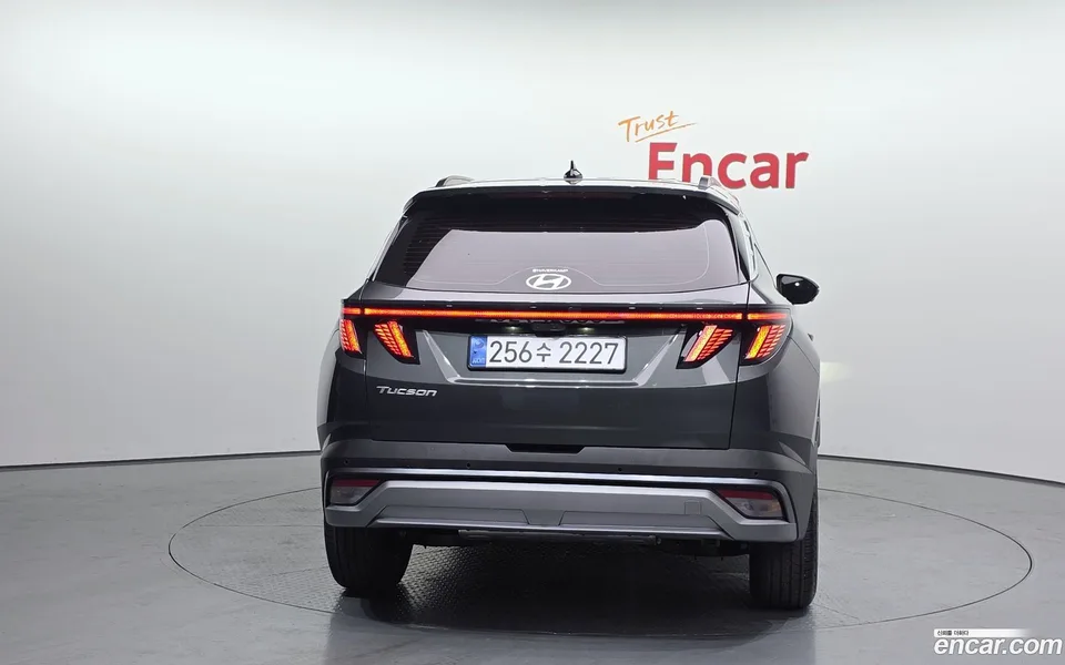 Hyundai Tucson Hybrid NX4 HEV 1.6 2WD 2025 — миниатюра 4