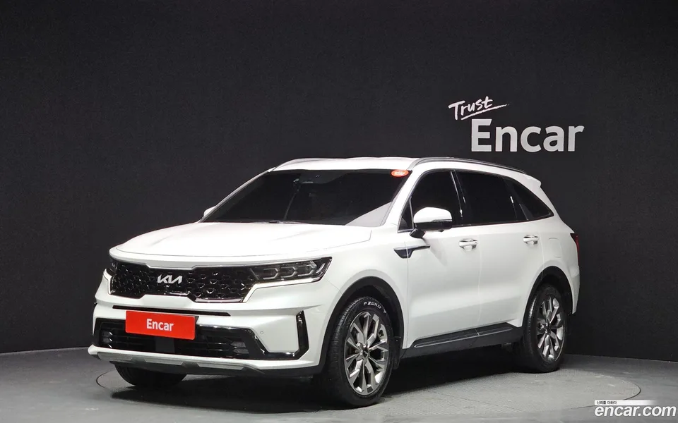 Kia Sorento 2.5T 2WD 2022 — фото 1, купить с доставкой в Москву