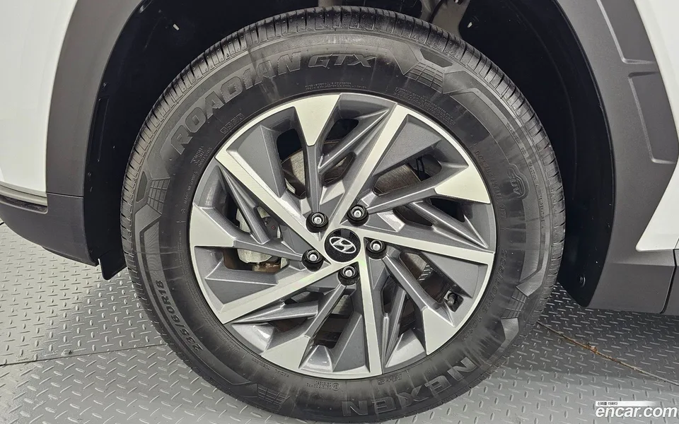 Hyundai Tucson 1.6 2WD 2023 — миниатюра 2