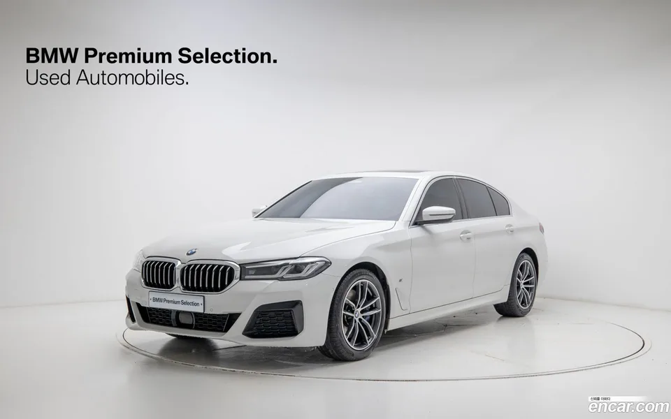 BMW 5 Series 520i M 2023 — фото 1, купить с доставкой в Москву