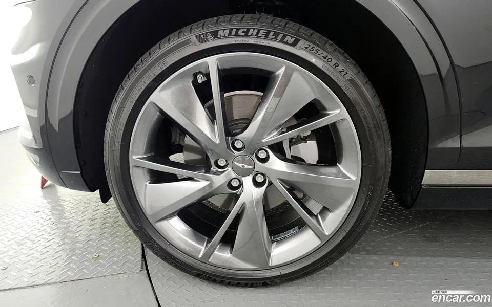 Genesis GV70 2.5T AWD 2022 — миниатюра 2