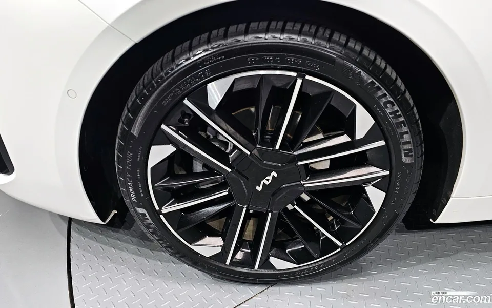 Kia K8 Hybrid 2025 — миниатюра 5