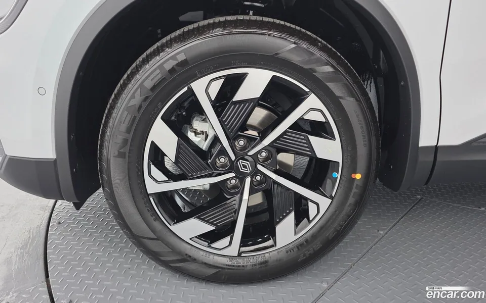 Renault Samsung QM6 2.0 LPe RE 2WD 2026 — миниатюра 5