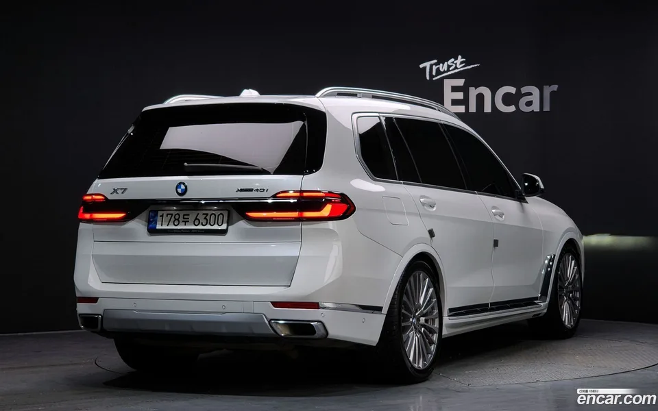 BMW X7 xDrive 40i 6 2023 — миниатюра 2