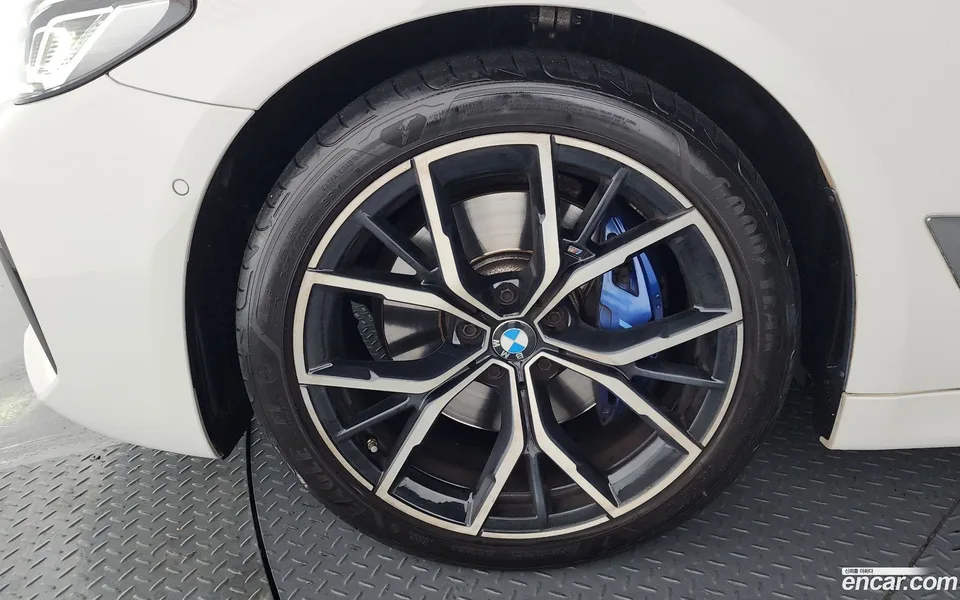 BMW 5 Series 530i M 2022 — миниатюра 5
