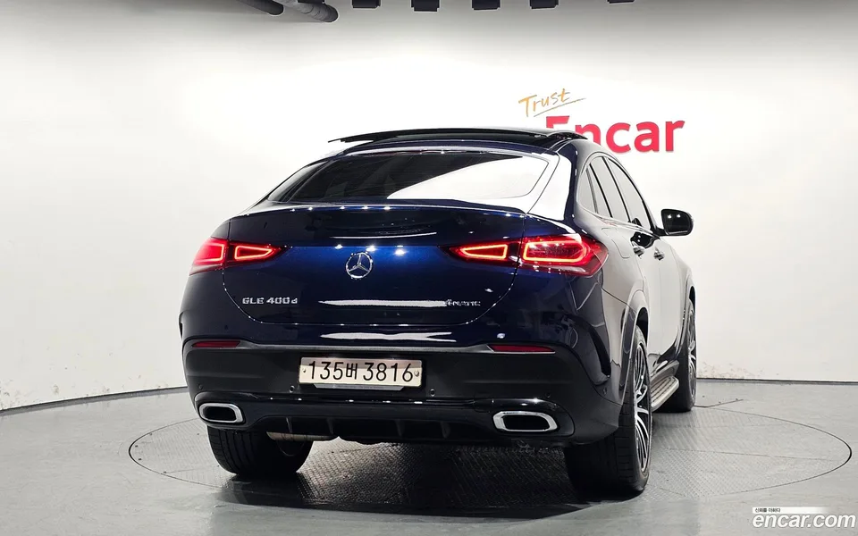 Mercedes-Benz GLE-Class GLE400d 4MATIC 2022 — миниатюра 4