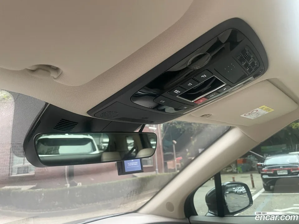 Kia Carnival HEV 9 2025 — миниатюра 5