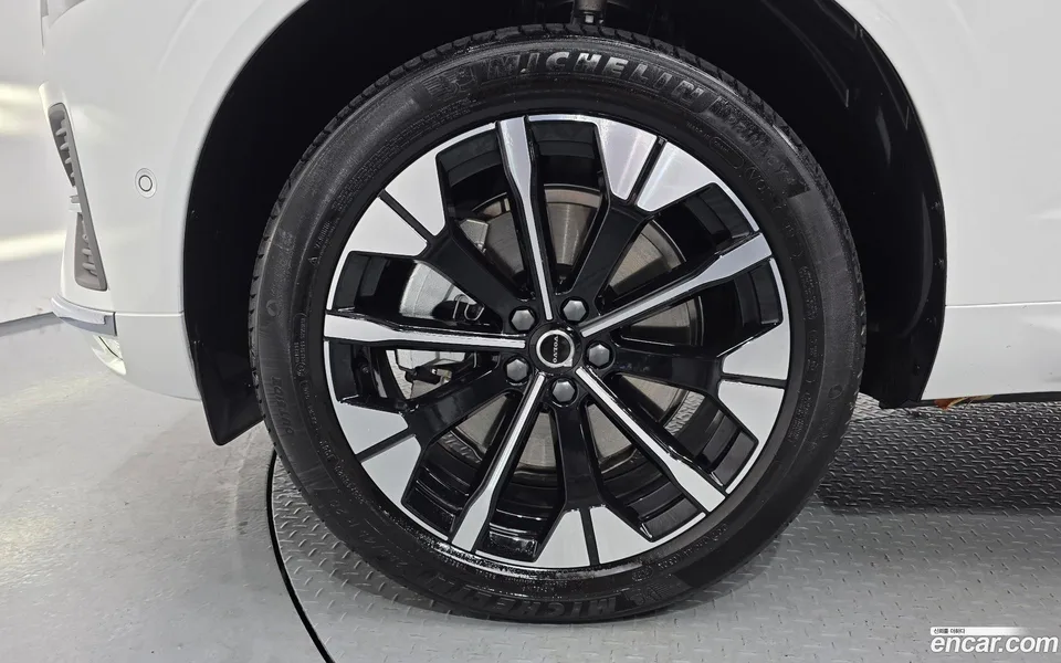 Volvo XC60 B5 2025 — миниатюра 2