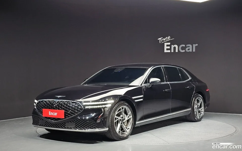Genesis G90 3.5 AWD 2022 — фото 1, купить с доставкой в Москву