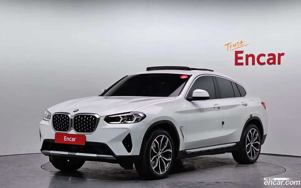 BMW X4 xDrive20i xLine 2025 — фото 1, купить с доставкой в Москву