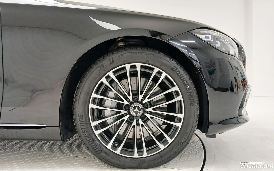 Mercedes-Benz S-Class S350 d 4MATIC 2025 — миниатюра 2
