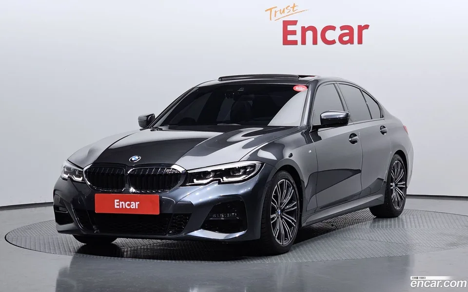 BMW 3 Series 320i M 2022 — фото 1, купить с доставкой в Москву
