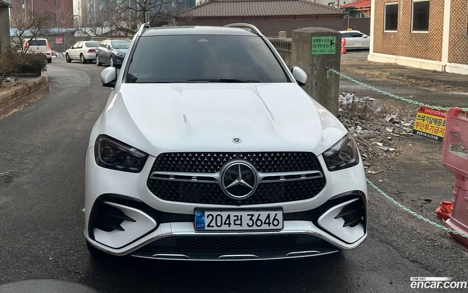 Mercedes-Benz GLE-Class GLE450 4MATIC 2025 — photo 1, buy with delivery to Moscow