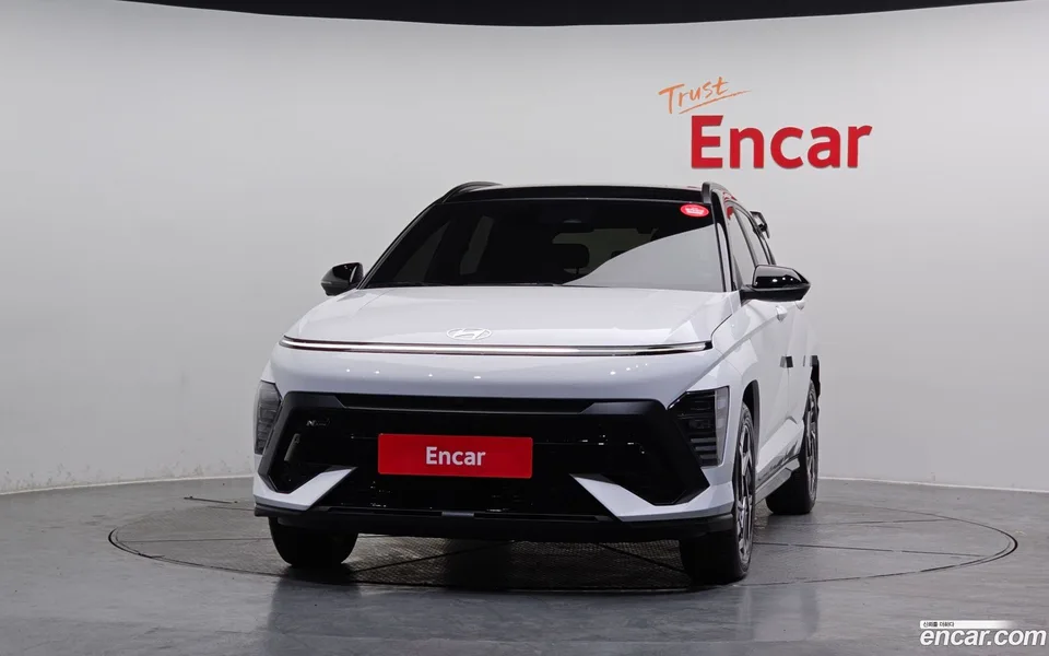 Hyundai Kona Hybrid 2023 — миниатюра 3