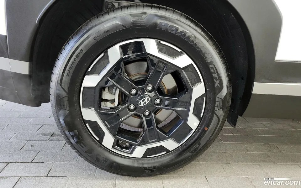 Hyundai SantaFe 2.5T 4WD 2023 — миниатюра 2