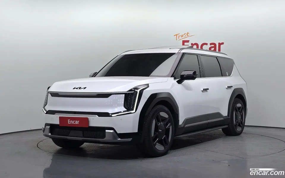 Kia EV9 4WD 2023 — фото 1, купить с доставкой в Москву
