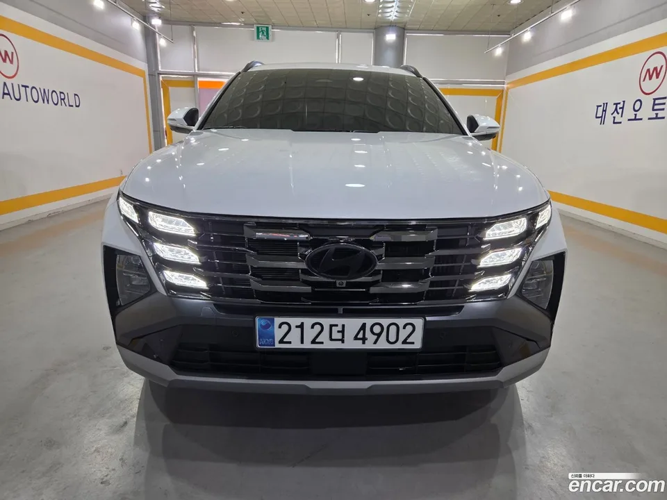 Hyundai Tucson Hybrid NX4 HEV 1.6 2WD 2024 — фото 1, купить с доставкой в Москву